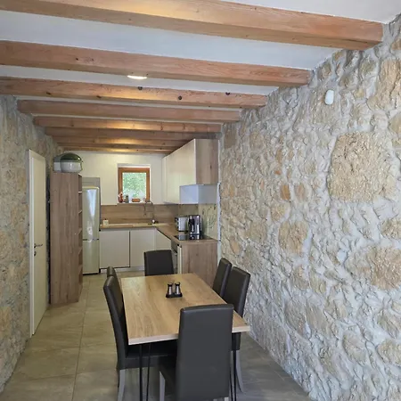 Villa Castle